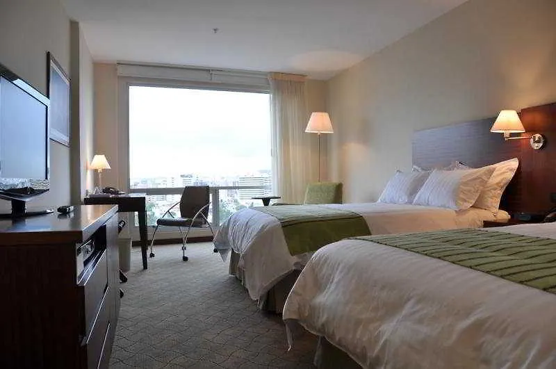 Holiday Inn Express Quito By Ihg 4*,