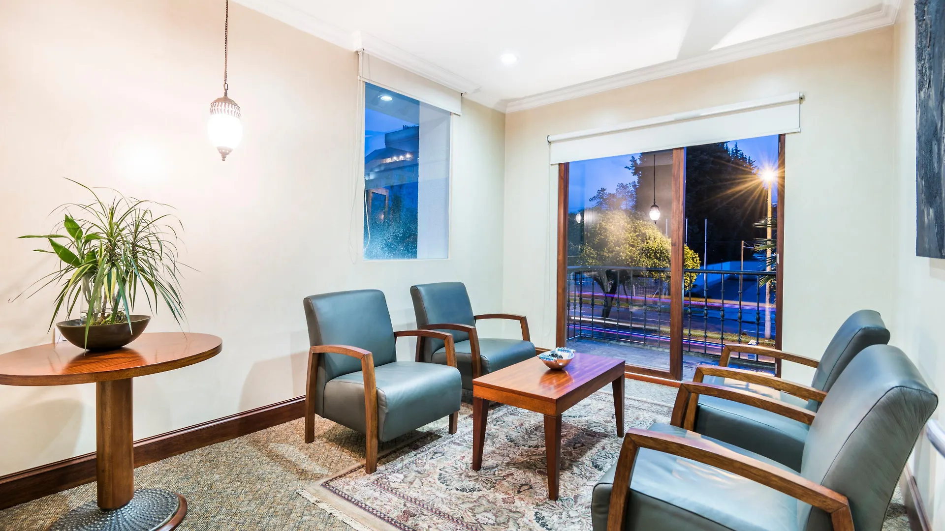 Holiday Inn Express Quito By Ihg 4*,  Ecuador