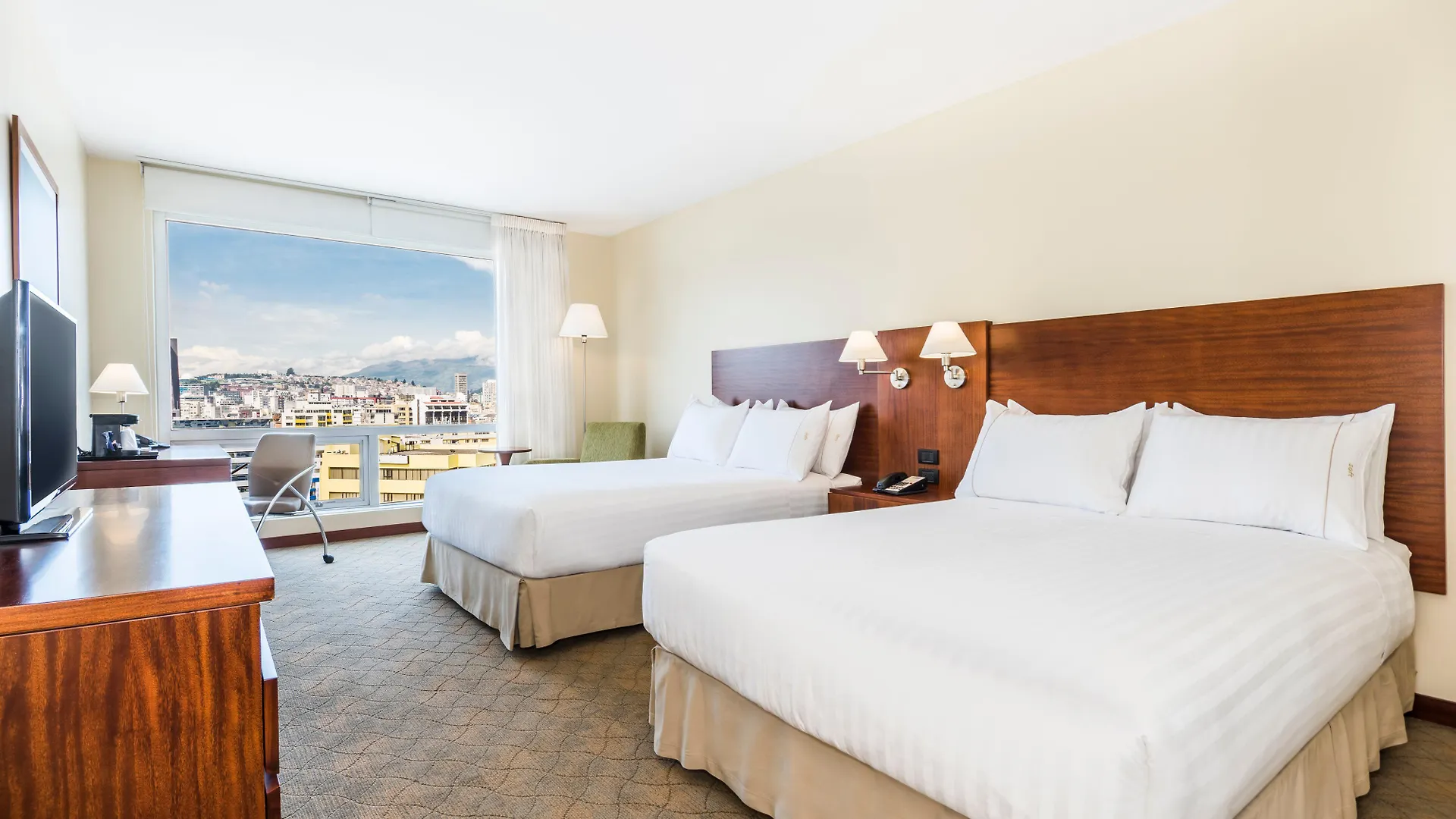 Holiday Inn Express Quito By Ihg Hotel