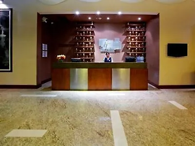 Holiday Inn Express Quito By Ihg 4*,