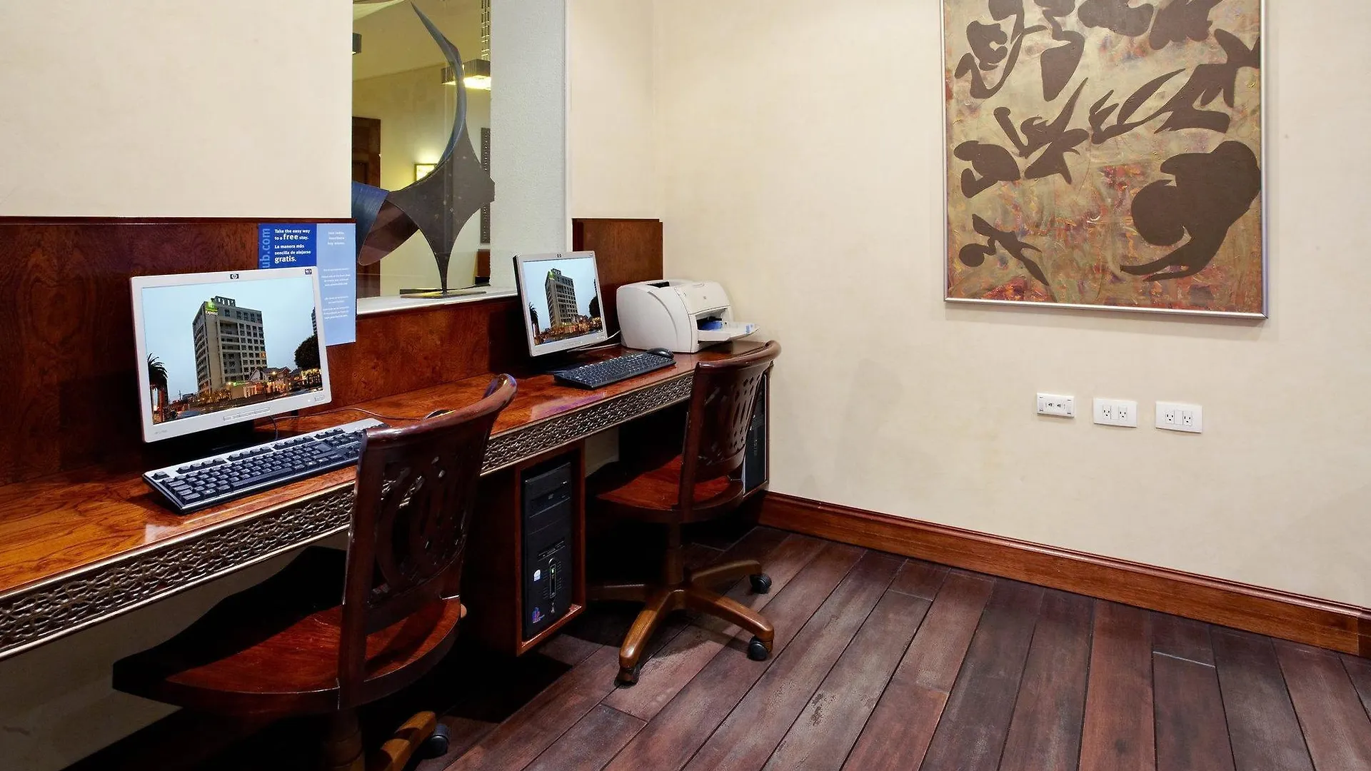 Hotel Holiday Inn Express Quito By Ihg