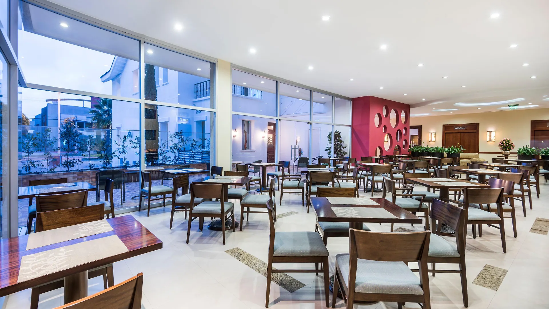 Holiday Inn Express Quito By Ihg 4*,  אקוודור