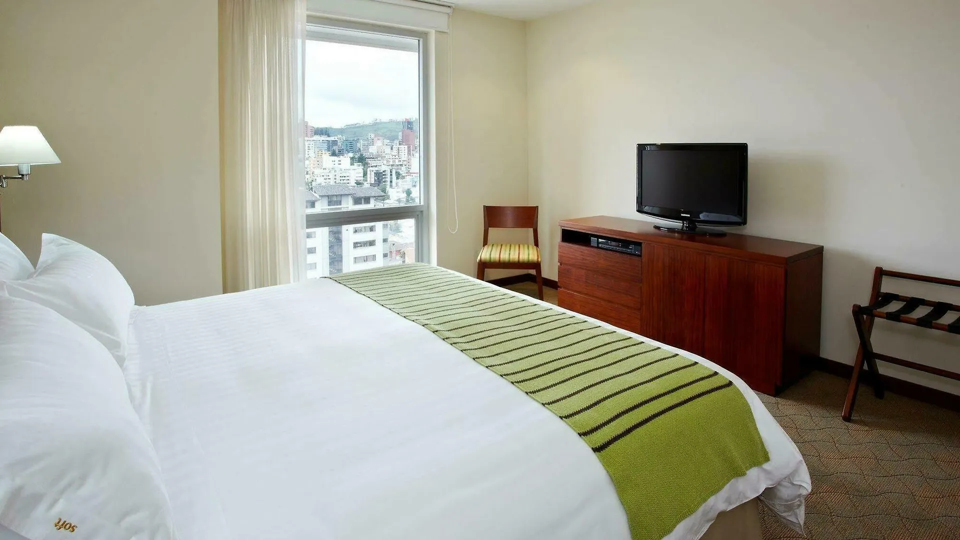 Holiday Inn Express Quito By Ihg 4*,  אקוודור